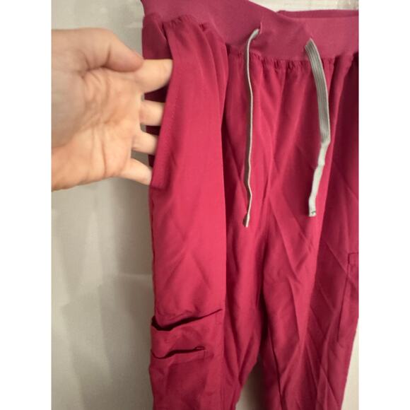 Niaahinn Scrub Suit Set Shirt+jogger– Hot Pink (Size Small) – NWT - Picture 8 of 13